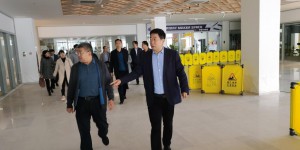 西安工业大学副校长祁玉龙一行到西安财经大学西财大曲江创新创业园交流座谈