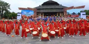 近30万人网上观看宝鸡民间锣鼓大赛