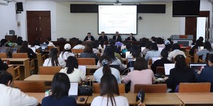 咸阳师范学院举办师范教育协同提质计划数智素养提升专项培训