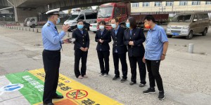 西安交警新城大队开展酒驾模拟警示教育活动