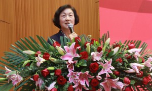 中华女子学院院长刘立群教授到西安培华学院作报告